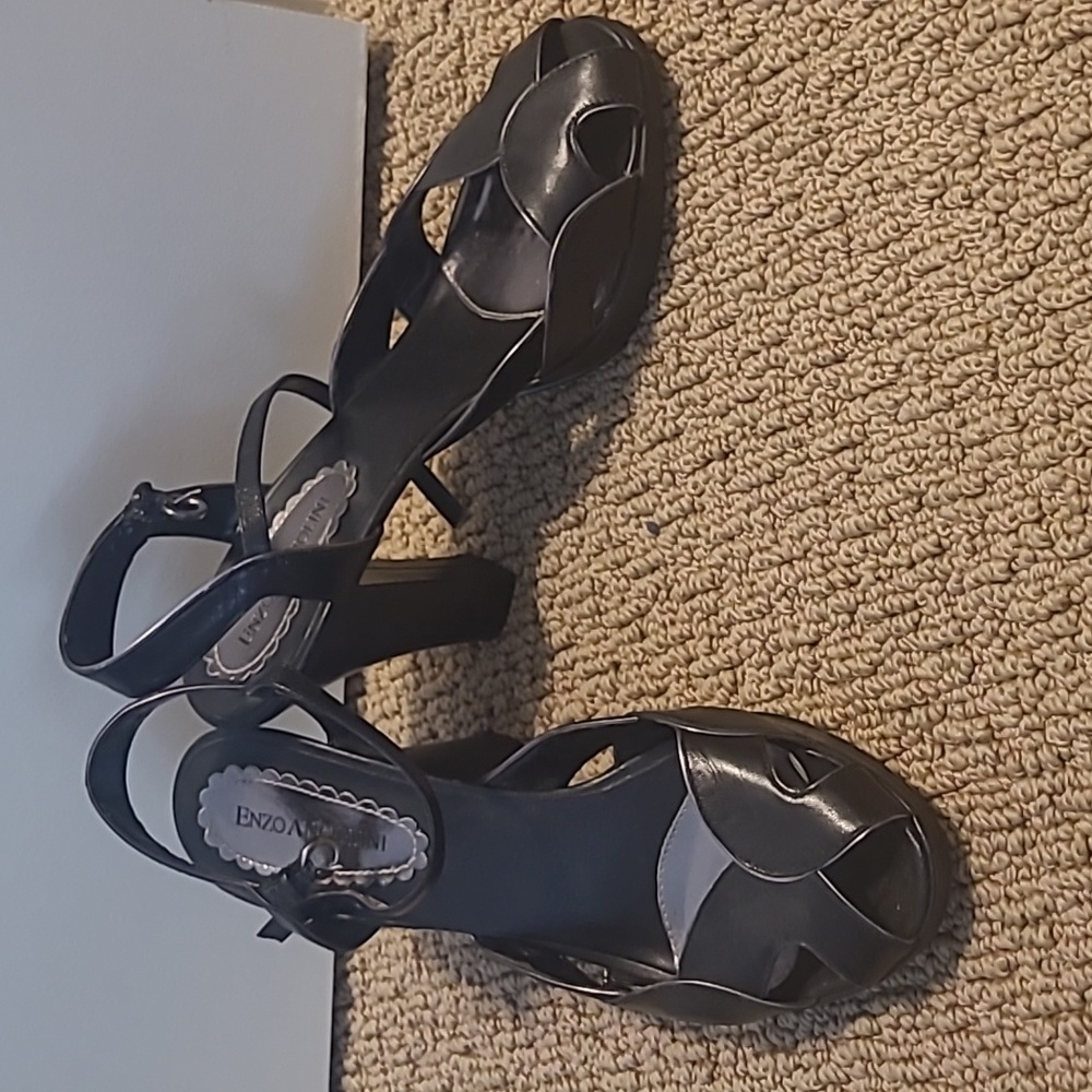 High heel shoes